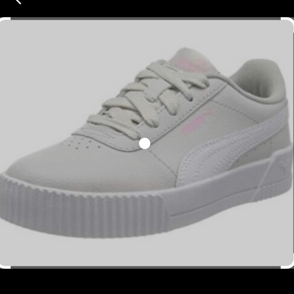 Puma sneakers light gray excellent condition